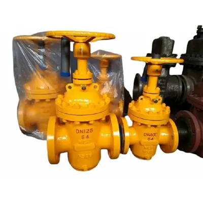 Zasuwa płytowa w kształcie litery K z otworem przekierowania